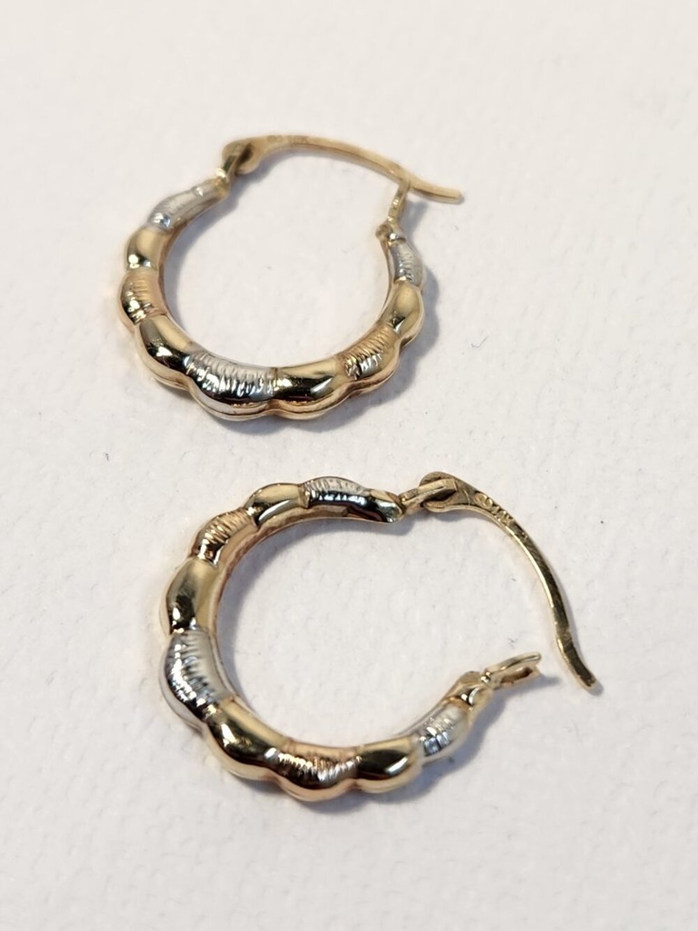 Genuine VTG Rare 1980's Solid 10K Tri-Color Gold Bamboo Hoop Earrings 12mm